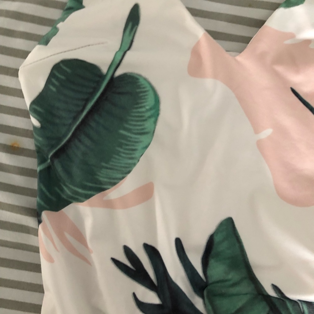 Body - Picture 2 of 4